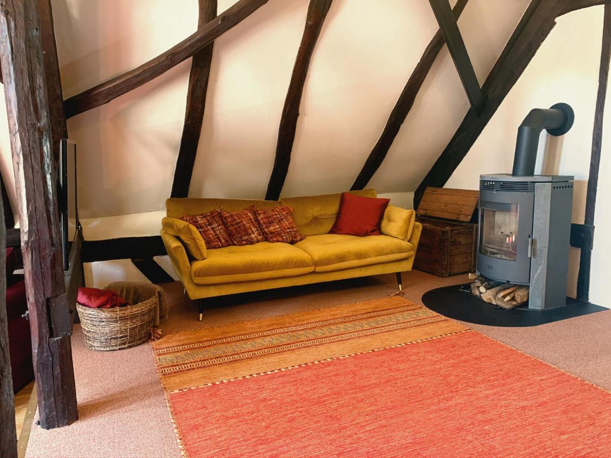 Historische Ferienwohnung Mit Kamin In Lich Luaran gambar